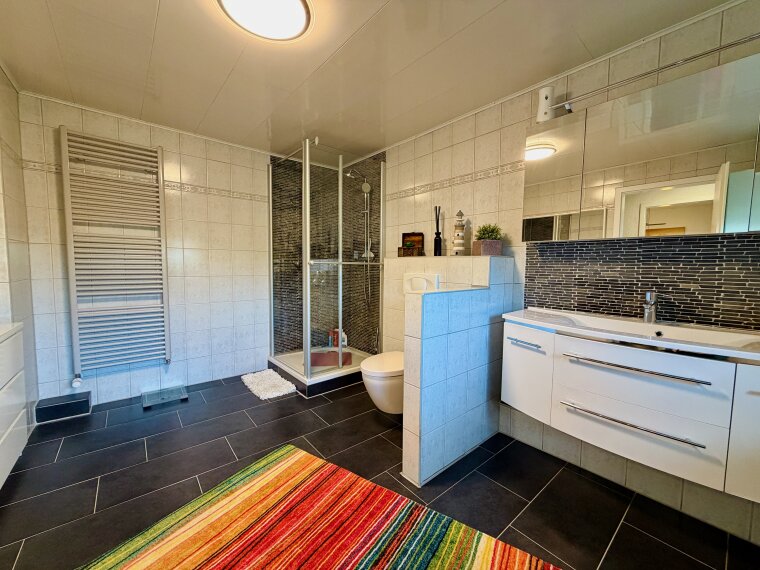 1 OG Badezimmer